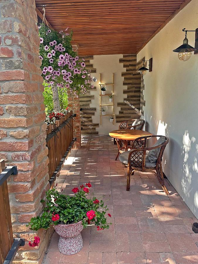 Cityside Cottage Eger Luaran gambar