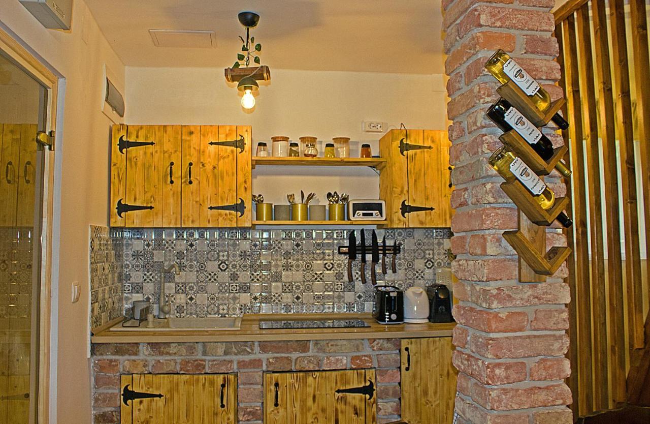 Cityside Cottage Eger Luaran gambar